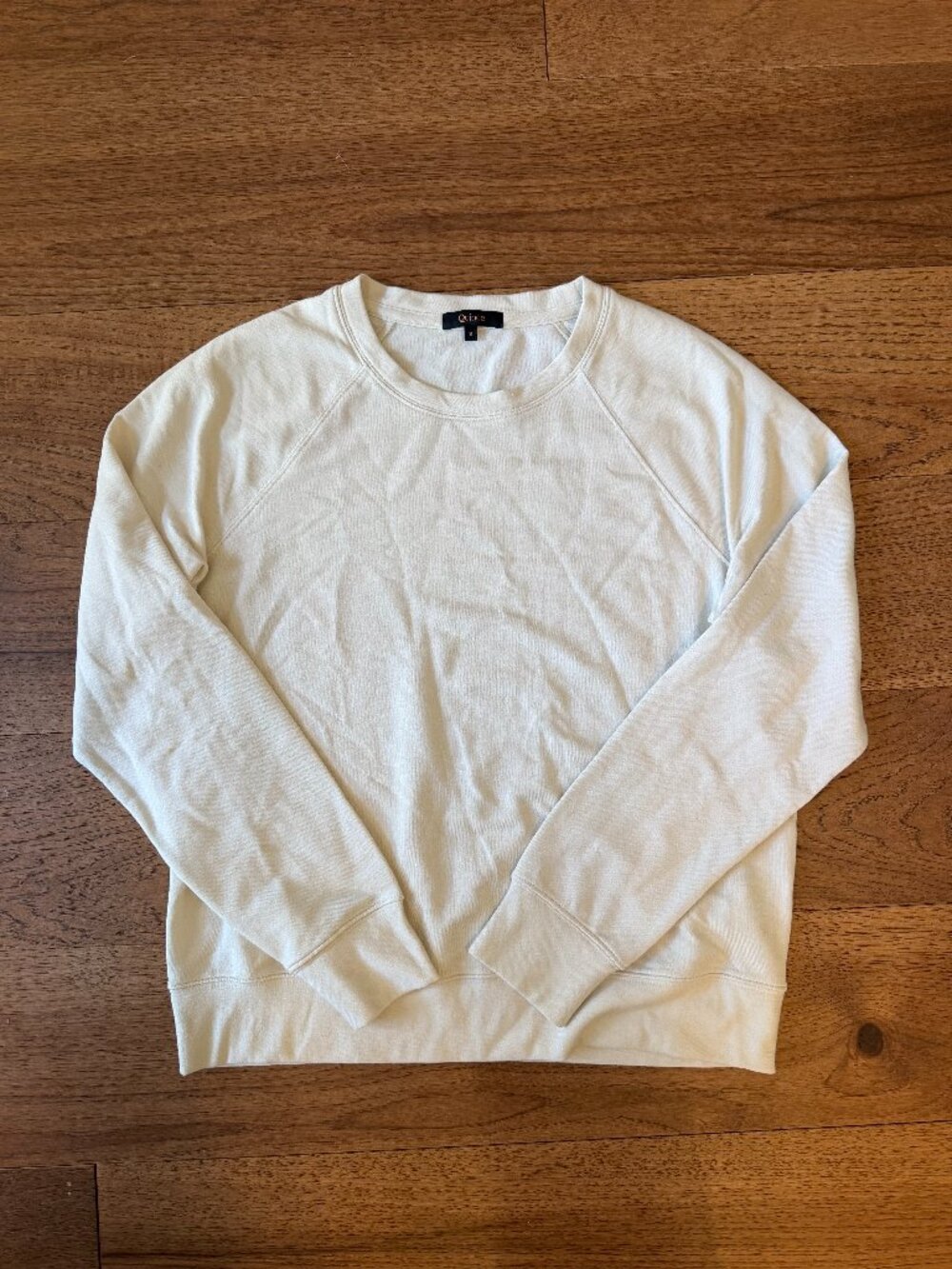 Quince Cream/Off-White Crewneck Sweatshirt — Size Small